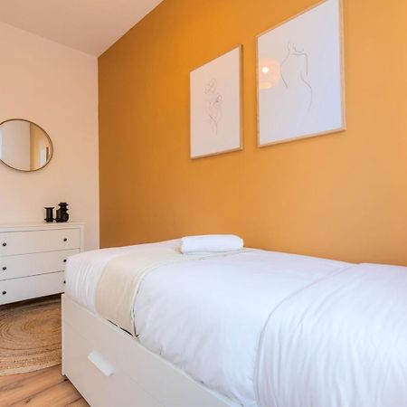 Modern, Quiet 3-Bedroom Apartment With Parking Marcq-en-Baroeul Exteriör bild