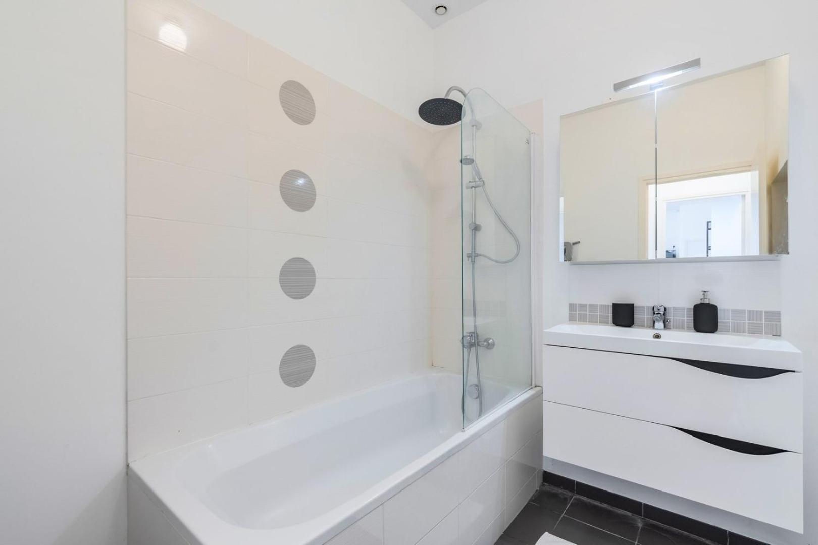 Modern, Quiet 3-Bedroom Apartment With Parking Marcq-en-Baroeul Exteriör bild